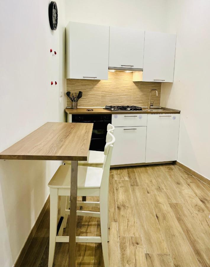 Appartement La Vacanzella Al Gesu' Nuovo Napels